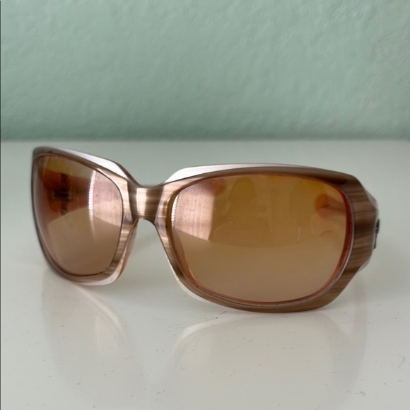 Oakley Accessories - Oakley Stylish Brown pink Sunglasses